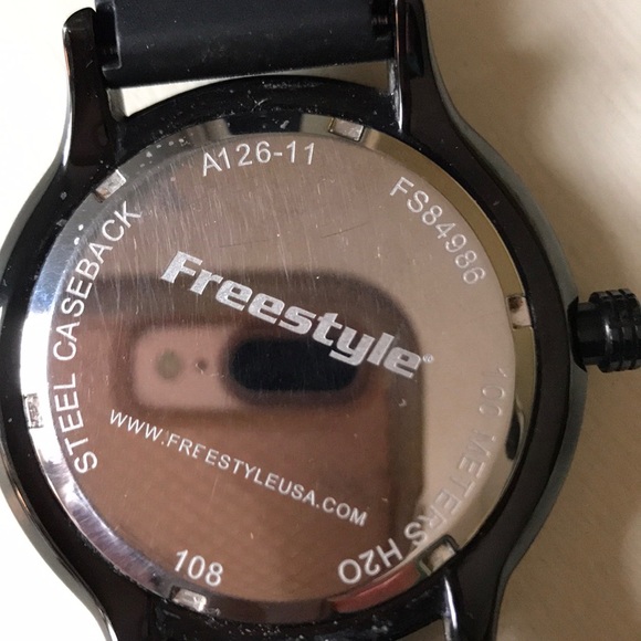 Freestyle Watch - Picture 2 of 5